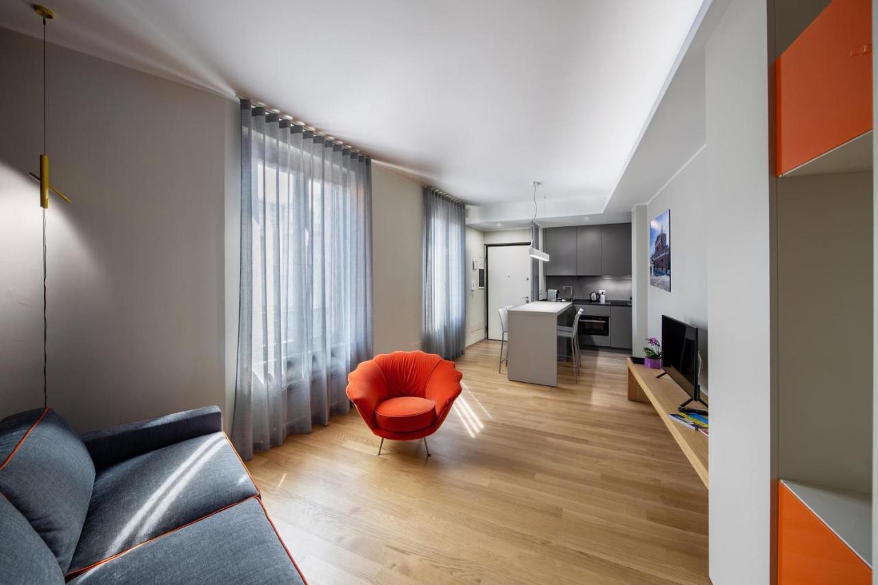 30Cavour Luxury Suites Павия Экстерьер фото